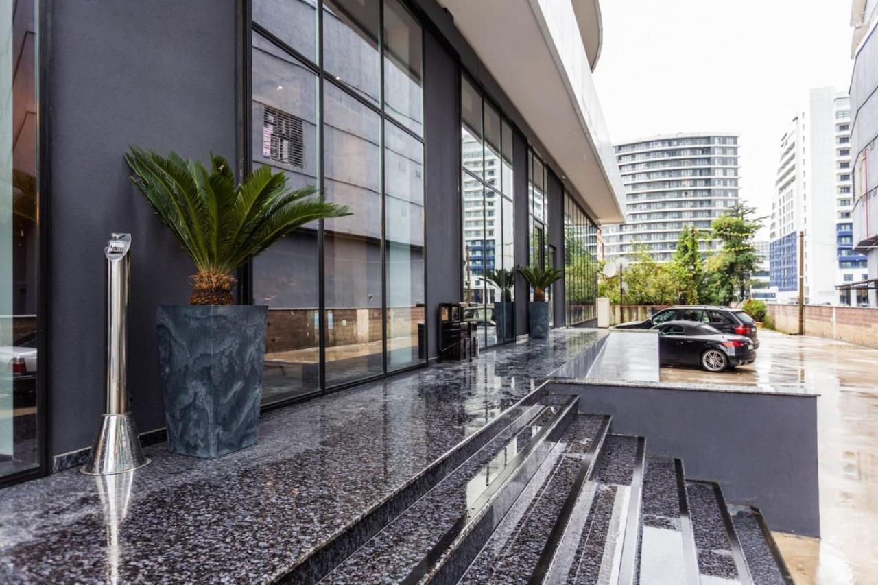 Nova Concierge Aparthotel Batumi Exterior foto